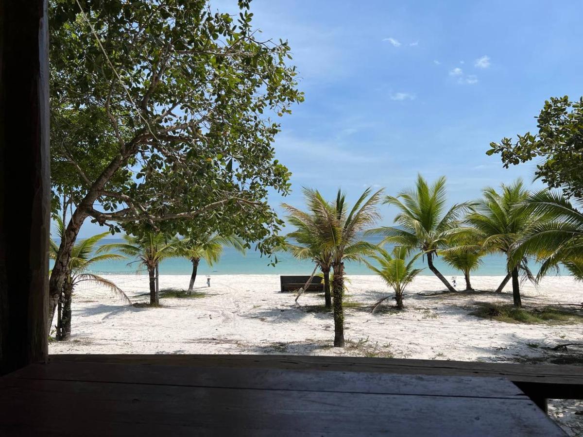 Funky Beach Hostel Sihanoukville Exterior photo